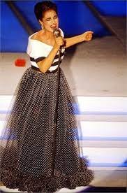 Mia martini almeno tu nell universo dal vivo sanremo 1989 youtube. Sanremo Story I Look Piu Belli Nella Storia Del Festival Mia Martini Ritorna Al Festival Di Sanremo Nel 1989 Regalando Uno Tra I Cantanti Celebrita Festival