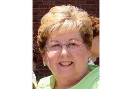 Sandra Salyers's Instagram, Twitter & Facebook