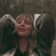 Listen to playlists featuring Taylor Swift -This is me trying (remixed,  slowed down and reverb to perfection) Vaporwave by M der Ma online for free 