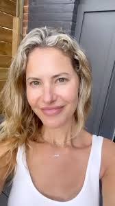 Rachelle Grossman's Instagram, Twitter & Facebook