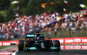 Hamilton on pole as mercedes crushes rivals in qualifying 2, hamilton topped the times with a lap of 1m14.261s using the medium tyre, 0.269s ahead of bottas, with verstappen seventh. T8z7nbgqhgfl0m