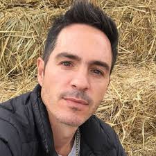 El actor mauricio ochmann habla con rodner figueroa y revela cómo ha sido la relación con aislinn derbez tras el anuncio de. Wwfub6u7aloxam
