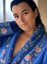 Rise and shine #CotedePabloLove #cotedepablosupport #cotedepablolovers  #cotedepablofansite #cotedepablofanpage #COTEDEPABLOFANS #Cote #CotedePablo  #usa #instamood #instagramreels #ncisfamily #ncisfans #newyork #NCIS  #NCISLosAngeles #staystrong ...