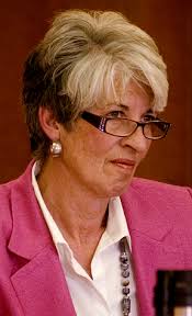 What's Wrong With This Picture?: Can We See Laura?