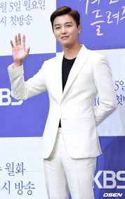 When did he debuted in the film just friends? Yeon Woo Jin ì—°ìš°ì§„ Hancinema