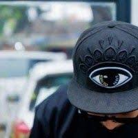 Unduh 47 gambar animasi cowok pake topi terbaik gambar animasi. Gambar Orang Pake Topi