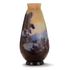 Etablissements Galle 1846 1904 Grand Vase Ovoide En Verre Multicouche Violet Et Bleu Sur Fond Jaune Et Satine Decor Grave A L Fond Jaune Grands Vases Vase