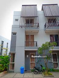 Temukan kost impian anda di denpasar lengkap & terpercaya di rumahku. Jual Rumah Kost Sedang Beropersi Di Bsd Cocok Untuk Investasi Di Mozia Piazza Bsd Mozia Bsd Bsd Tangerang Banten 6 Kamar Tidur 139 M Rumah Dijual Oleh Johan Rp 2 M 16332660