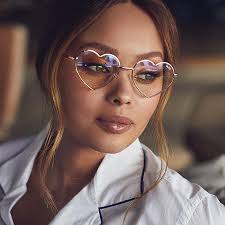 Wondering what blue light glasses to choose for your face shape? Quay Australia Heartbreaker Heart Shaped Blue Light Glasses Walmart Com Walmart Com