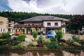 21f wurzburg street, gura humorului 725300 romanya. Cazare La Roata Din Gura Humorului Yozi Ro Mud House House Styles Mansions