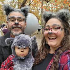 Alan Tudyk in a knight's tale.