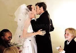 Mademoiselle Jolie Angelina Jolie Wedding Brad And Angelina Brad Pitt And Angelina Jolie