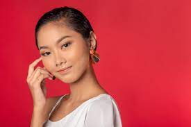 It is a refreshing as well as cool hairstyle. Short Haircuts For Oval Faces That Pinays Can Wear