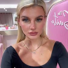 𝒜𝓁𝑒𝓀𝓈𝒶𝓃𝒹𝓇𝒶 𝑀𝒸𝒞𝓁𝑒𝓁𝓁𝒶𝓃 (@aiamcclellan) • Instagram photos  and videos