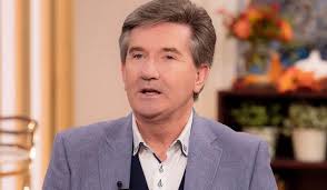 Daniel O'Donnell becomes the latest star to warn fans over online money scam