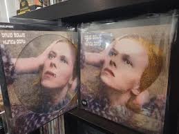 Astronaut or Jorts: 90s Hum Band Preferences