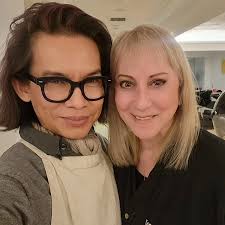 During backstage visiting the Metropolitan Opera's "Wig Department " runs  by the wig master Tera Willis Amazing works!! @metopera @teraaw @ michael.stinchcomb @annacolour1 #metopera #opera #nyc #wig #costume  #wigoperation #beautifulwig