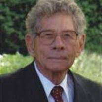 Sam Winn's Instagram, Twitter & Facebook