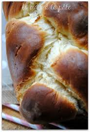 Brioche Sans Oeufs Ni Beurre Recette De Christophe Michalak La Main A La Pate Recipe Food Hot Dog Buns Bread