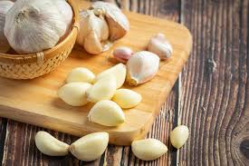 Bawang Putih Bisa Cegah Penyakit? Ini 7 Khasiatnya yang Terbukti!