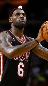 Maybe you would like to learn more about one of these? Wallpaper Lebron James Nba Miami Heat Basketball Lebron James 938x1668 Wallpaper Teahub Io