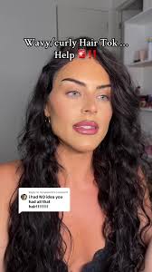 Taming Wavy and Curly Hair for a Defined Look