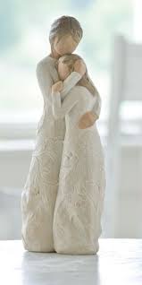 Close To Me Willow Tree Figure I Am So Getting This For My Mom S Birthday Present Willow Tree Figurines Willow Tree Figures Willow Tree