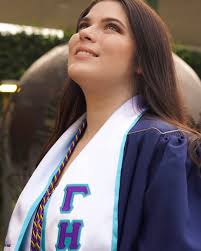 danielle comeaux (@daniellerenee.c) • Instagram photos and videos