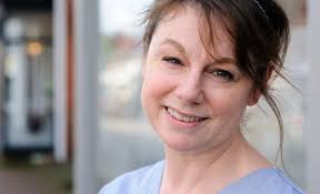 Dr Tobi-Jane Auld, Dentist