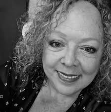 New e-spinner from Yarnageddon, a quaint yarn shop in Idaho Wine Country