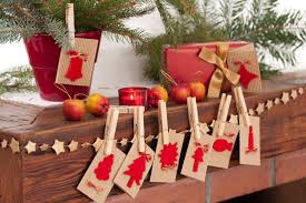 La aparitia crestinismului, craciunul era un zeu atat de venerat, incat nu a putut fi exclus cu desavarsire din calendarul popular si din. Cand Este CrÄƒciunul In 2019 Pe Rit Vechi