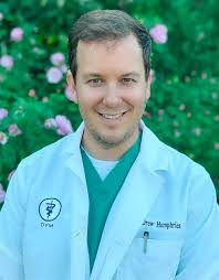 Drew Humphries's Instagram, Twitter & Facebook