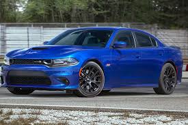 2019 dodge charger vs 2019 dodge challenger whats the