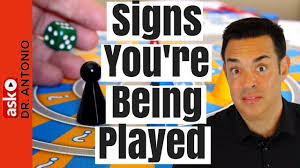 Signs You Re Being Played Signs He S Playing You Relationship Mind G Mind Games Relationship Played Yourself