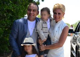 Τι γίνεται με το αγαπημένο ζευγάρι; Katerina Karabatoy Krateros Katsoylhs Baftisan Ton Gio Toys Pics