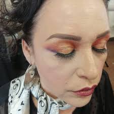 El día de hoy maquillamos y peinamos para el concurso de cuerdas categoría  individual a la alumna de la Esc. Prim. Emiliano Zapata, turno vespertino  💕💕💕💕💕💕💕