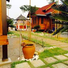 Berkonsepkan dan bertemakan santai dan mengunakan kabin sebagai menarik perhatian dan juga merealisasikam permintaan daripada pelanggan pada hari ini. Murah Chalet Tepi Pantai Melaka