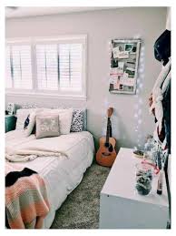 Bedrooms Tumblr Master Bedrooms Bedrooms Tumblr Bedrooms Tumblr Schlafzimmer Tumblr Chambres Tumblr Dormit In 2020 Dorm Room Decor Aesthetic Bedroom Room Decor