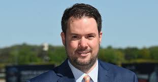 Frank Gabriel's Instagram, Twitter & Facebook