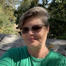 Christina Penland's Instagram, Twitter & Facebook