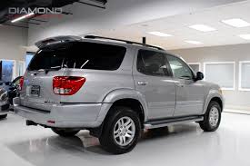 The engine also got a boost in power, and the limited has the option of second row bucket seats instead of a bench, which reduces the seating to seven people. 2005 Toyota Sequoia Limited Stock 242965 For Sale Near Lisle Il Il Toyota Dealer