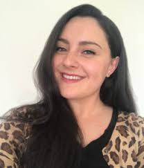 Meghan Rossi's Instagram, Twitter & Facebook