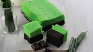 Siapkan loyang yang sudah diolesi mentega. 5 Resep Bolu Kukus Pandan Yang Wangi Dan Lembut Lifestyle Fimela Com