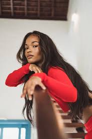 Agnes Nunes fala sobre carreira, novos projetos e relação com a música:  Depositei toda dor que sentia em arte