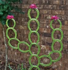 Horseshoe Yard Decor Cowgirl Magazine Welding Art Yard Art Horseshoe Art