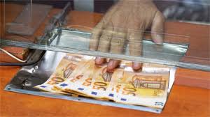 Leider ist die bargeldeinzahlung auf das eigene konto schon. Spartrick Bargeld Auf Direktbank Konto Einzahlen Finanztip News