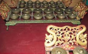 Nama gambang kromong diambil dari nama alat musik gambang dan kromong. Mengenal 11 Alat Musik Tradisional Dari Jawa Tengah