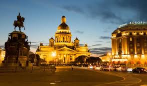 Petri kirche in sankt petersburg ist die größte lutherische kirche russlands und wurde im stil einer. Sankt Petersburg Weisse Nachte Goldene Kirchen Und Roter Kaviar