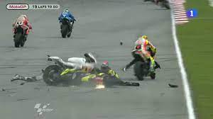El suizo jason dupasquier (ktm). Fallece Marco Simoncelli Fallece Marco Simoncelli En Un Tragico Accidente En La Carrera De Motogp Rtve Es