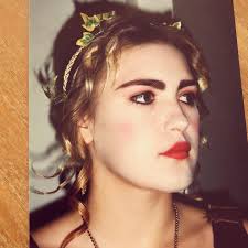 Kym Kane (@kymkanemakeup) • Instagram photos and videos